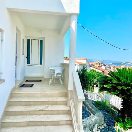 Apartments Mdk Kate Trogir Exterior photo