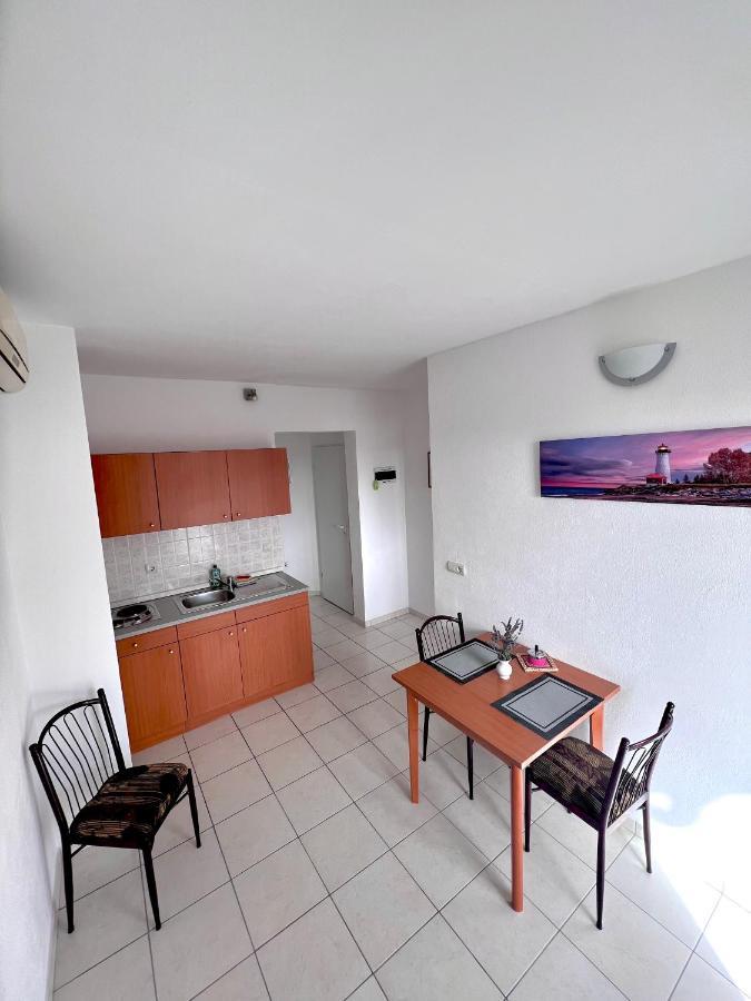Apartments Mdk Kate Trogir Exterior photo