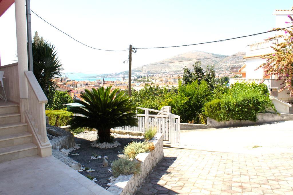 Apartments Mdk Kate Trogir Exterior photo